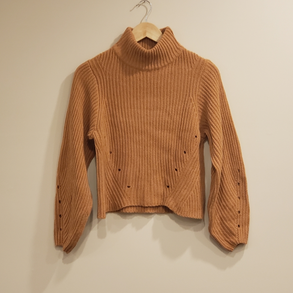 Ladies sweater - Picture 2 of 3